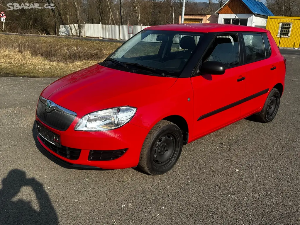 Škoda Fabia II 1.2i, r.2011, klima, 92 650km, stk
